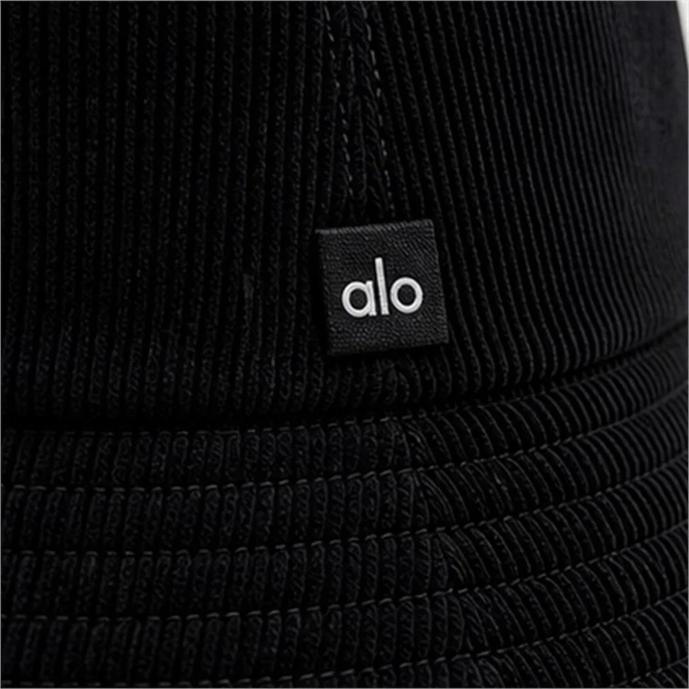 ALO Yoga Black Resort Bucket Hat Sporty